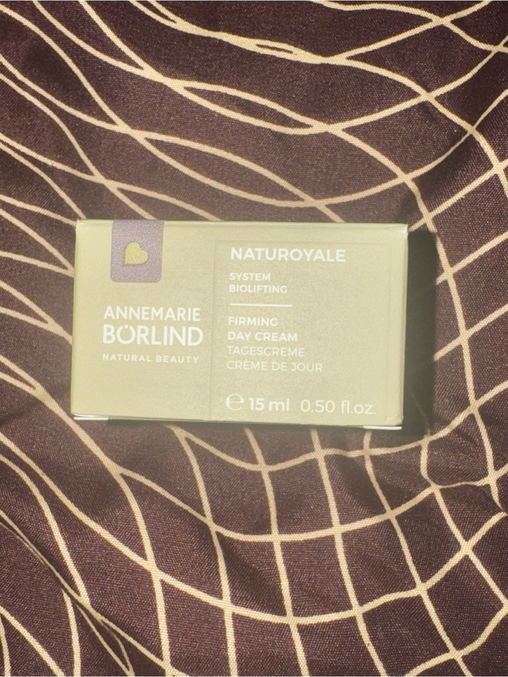 NatuRoyale Firming Day Cream Serum - Green